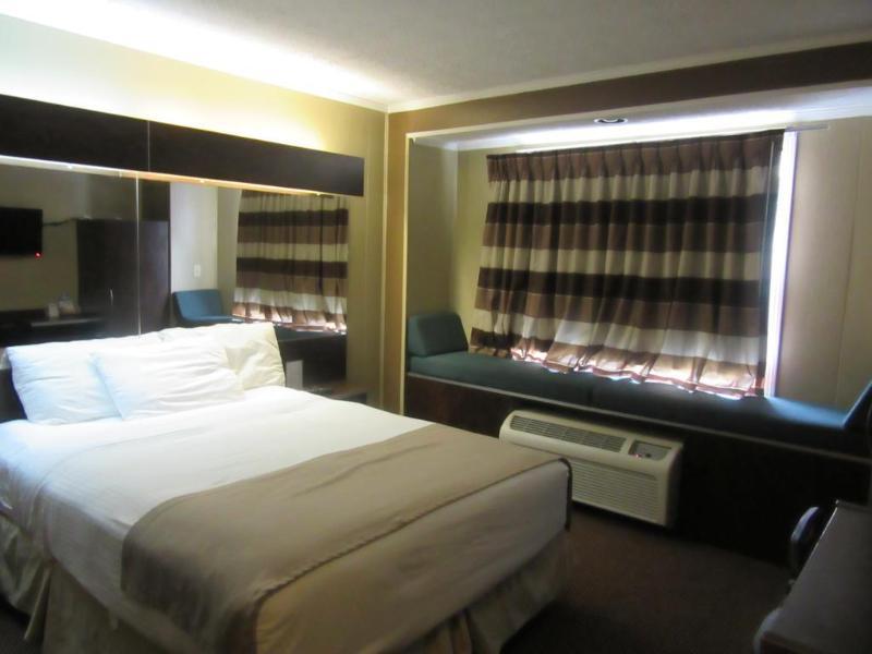 Microtel Inn & Suites By Wyndham Columbia Fort Jackson N Eksteriør bilde
